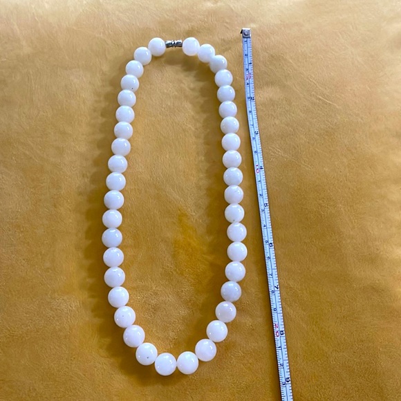 Natural Hetian Jade Necklace - Picture 2 of 4